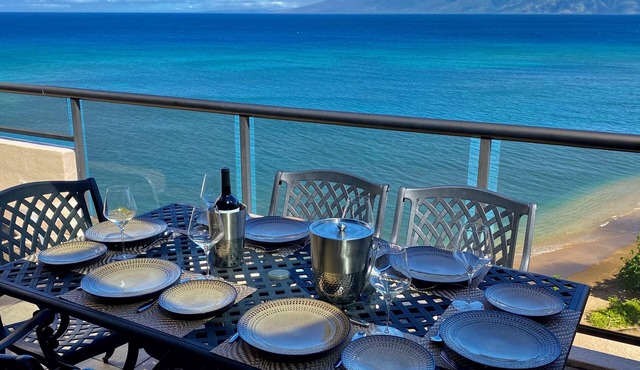 Spectacular Oceanfront Penthouse, New $200,000 Remodel, AC 2700 Sq Ft, sleeps 10