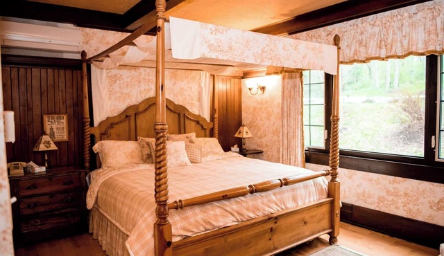 Springside Inn