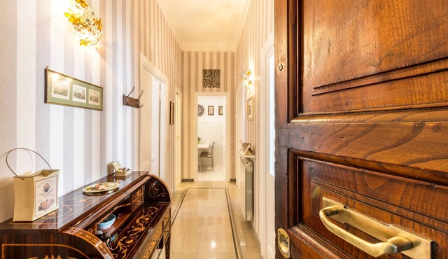 St. Peter's Basilica wonderful apartment great review overlooking of St. Peter