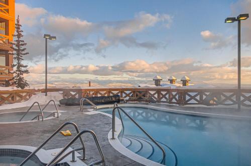 Stonegate Resort Unit A402
