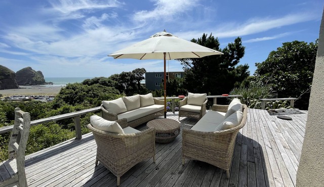 Stunning beach house with magnificent ocean views