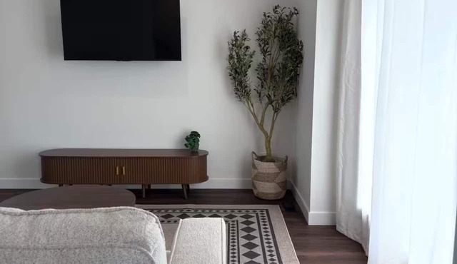 Stylish New - Build Duplex Retreat - B