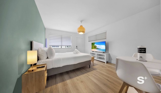 Stylish Studio Parking-Gym Near Aventura