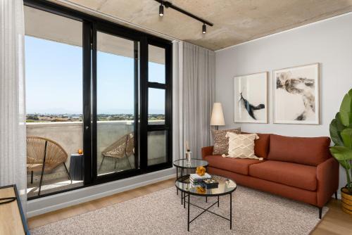 Sunbird Apartments