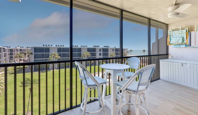 Sundial Resort & Spa: Luxury 1BR condo on Sanibel Island, steps to the beach!