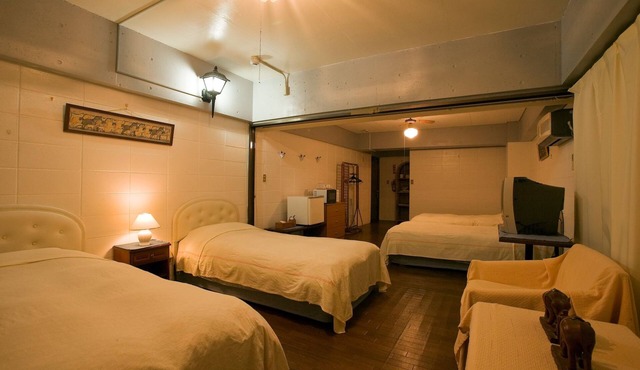 Surfside Bed & Breakfast