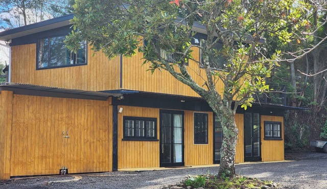 Thames River Valley Studio Retreat 3
