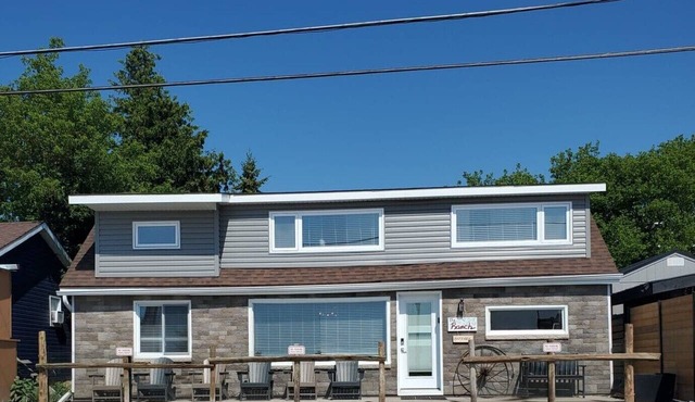 The Beach Ranch Cottage at Sauble Beach!
