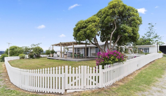 The Cottage - Te Puke Holiday Home