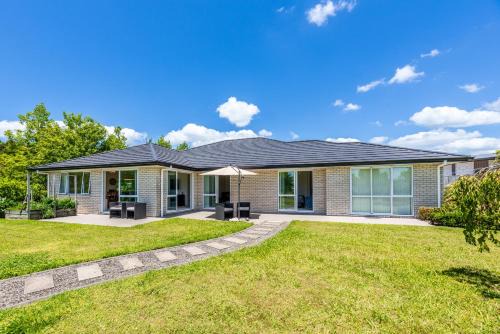 The Lakeside - Tauranga Holiday Home