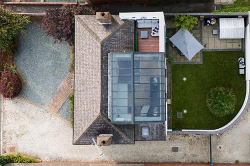 Thrushley Cottage - sleeps 7 - with roof terrace
