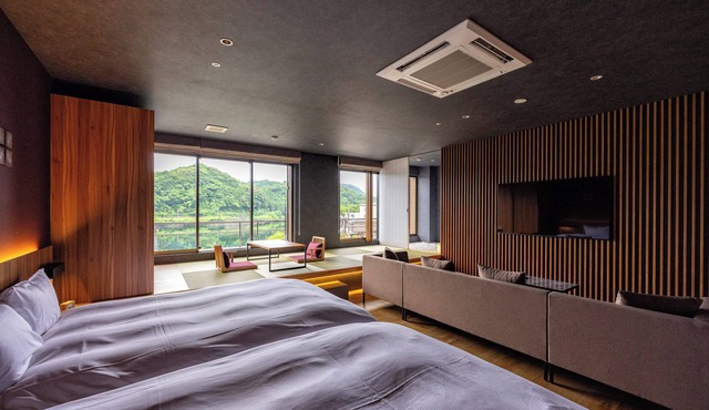 URARI TAKEO GARDEN TERRACE SPA RESORTS