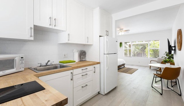 Victoria Park Unique Studio Close to Las Olas Blvd