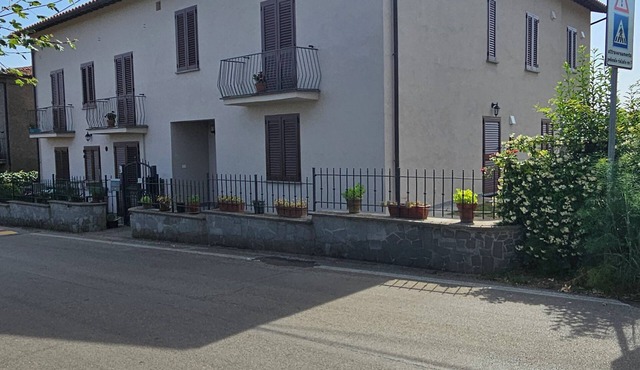 VILLA CASTAGNOLA IMMERSED IN THE HILLS UMBRE BETWEEN ART AND SPIRITUALITY