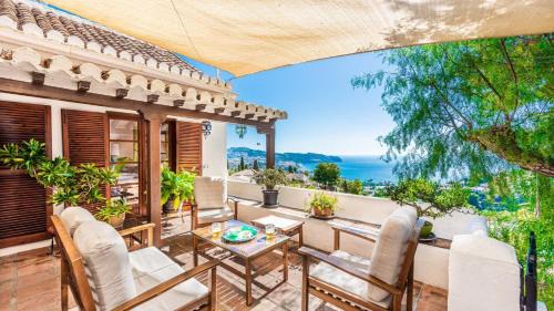 Villa La Saliega Almunecar by Ruralidays