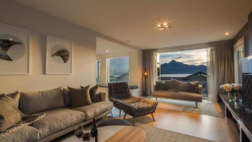 Villa Ranui Hot Tub Free Parking Lake Views