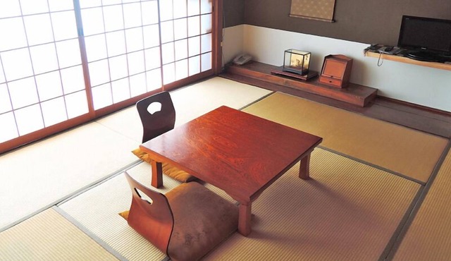 Yayoi Ryokan