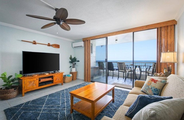 Kona Reef A-24 - True Oceanfront Condo