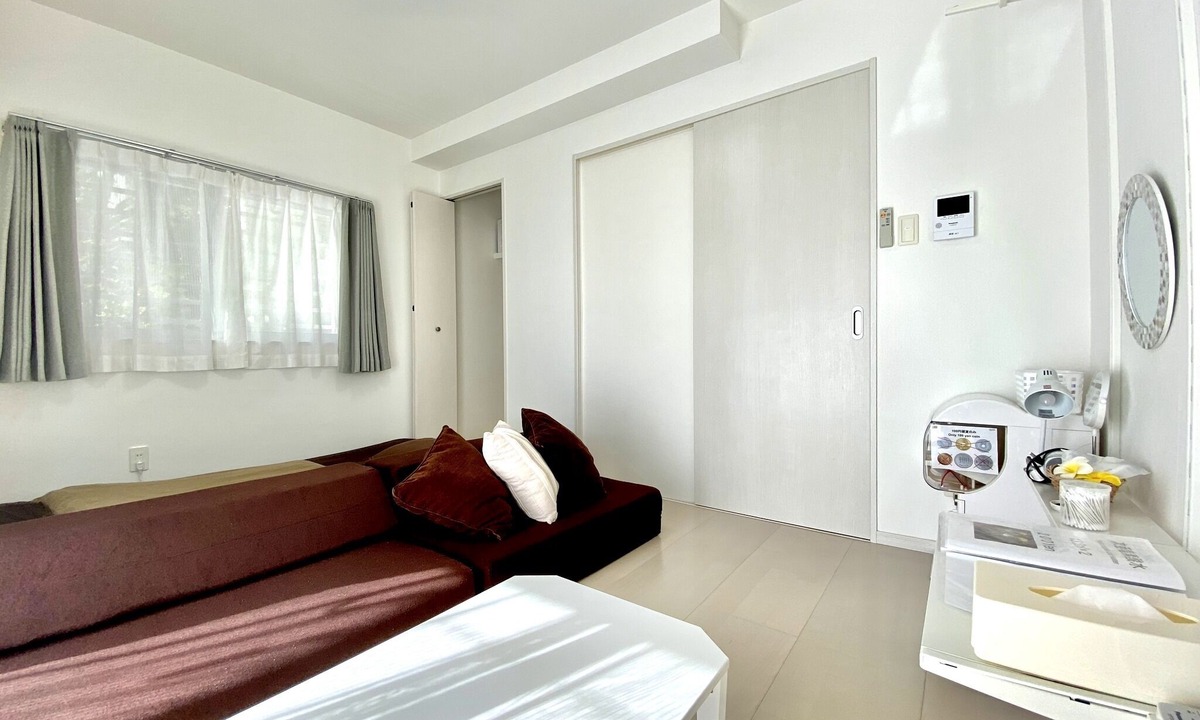 Naha Apartment | 700m from Oroku Station 2nd floor No elevator P/Naha Okinawa