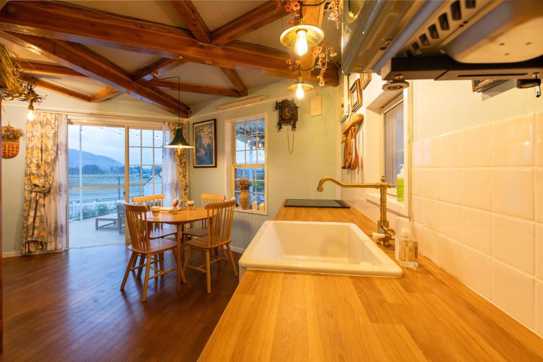 Imazu House | Nordic Mountain Cabin Lake Biwa