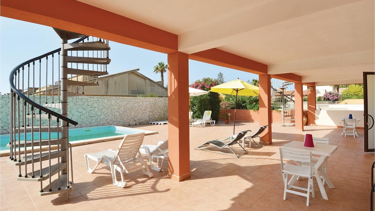 Photo of Patio Balcony in Caucana-finaiti-casuzze-finaiti Nord