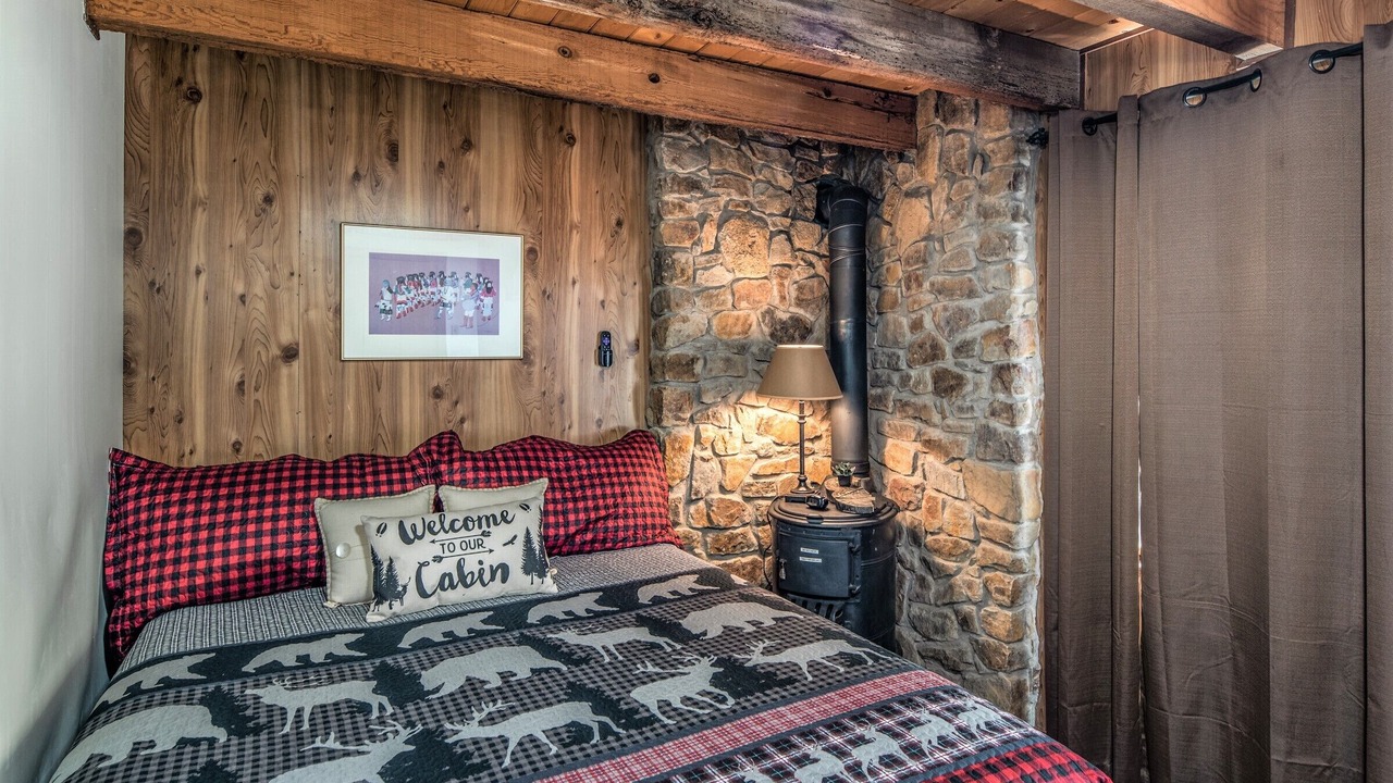 Photo of Bedroom in Ruidoso