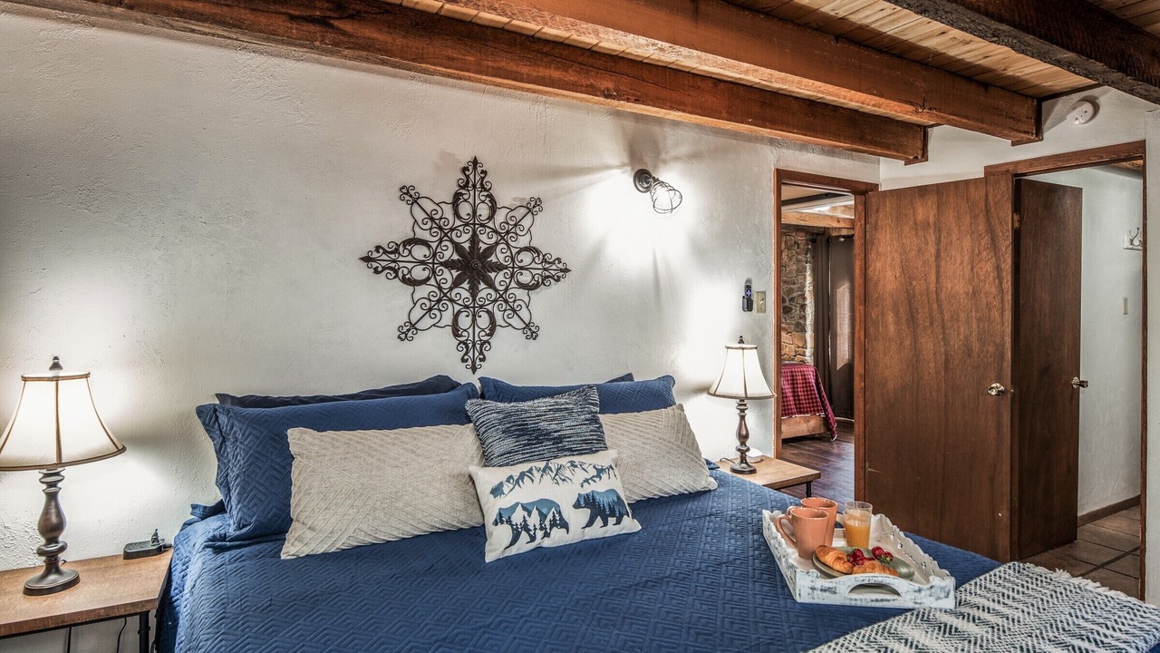 Photo of Bedroom in Ruidoso