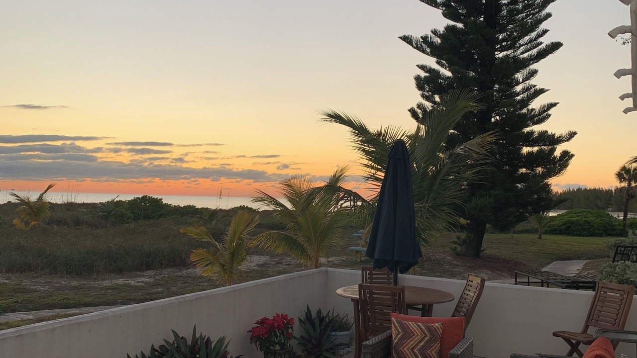 Photo of Patio Balcony in Bahamas Terrace