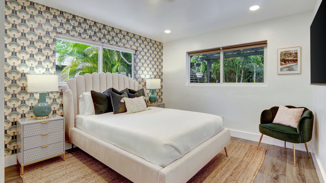 Photo of Bedroom in Golden Glades