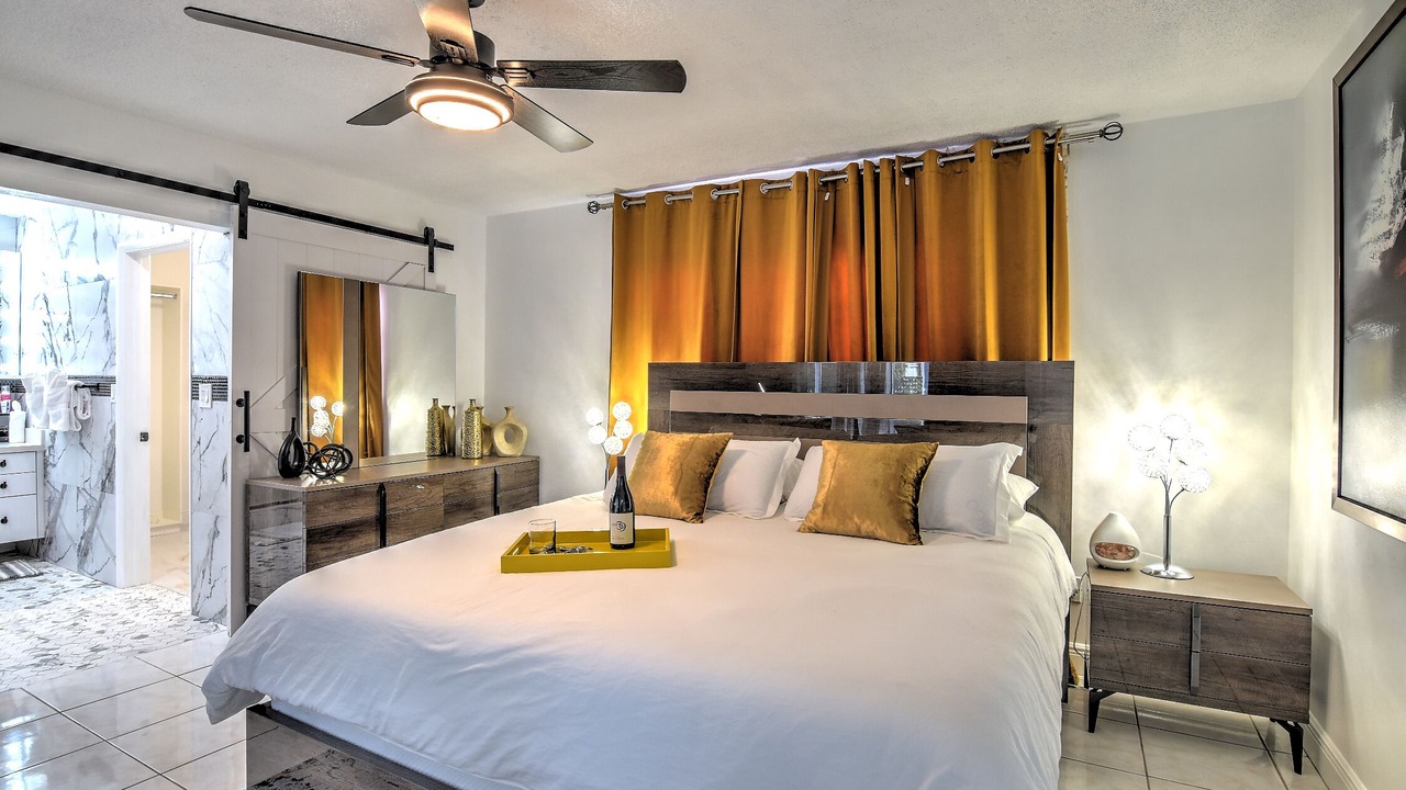 Photo of Bedroom in Miramar