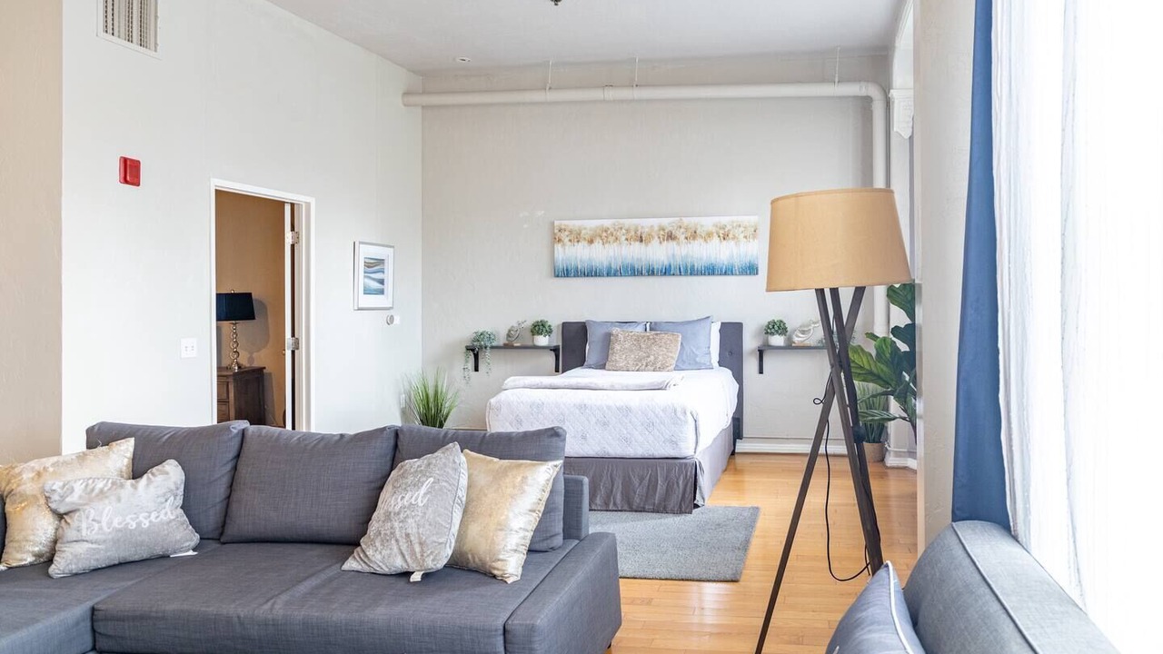 Photo of Bedroom in Gaslamp Quarter