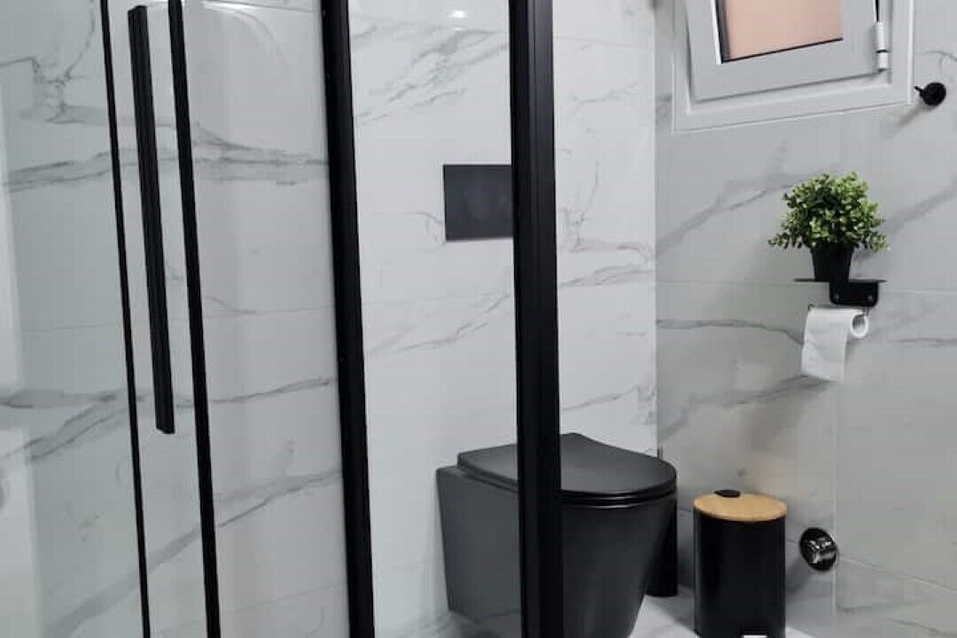 Photo of Bathroom in Makrigianni