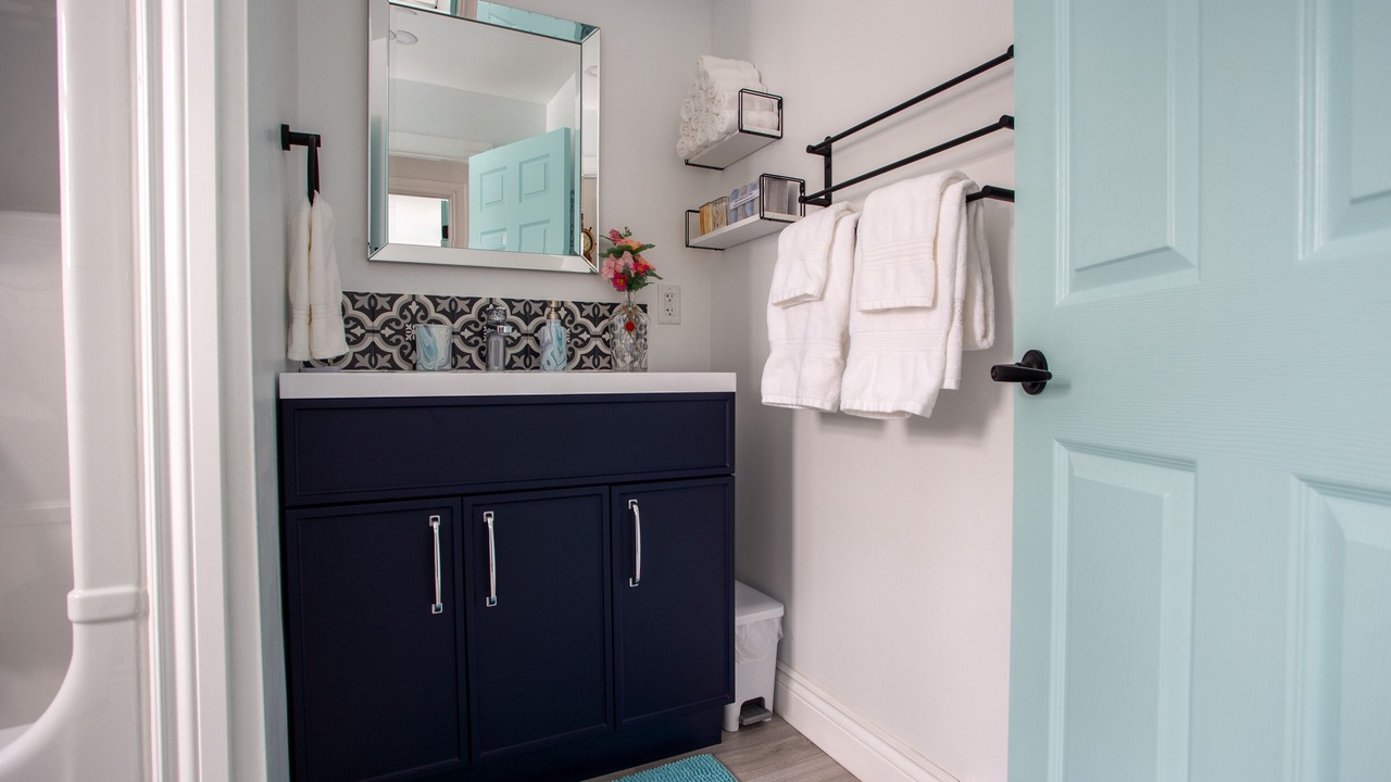 Photo of Bathroom in Green Gables
