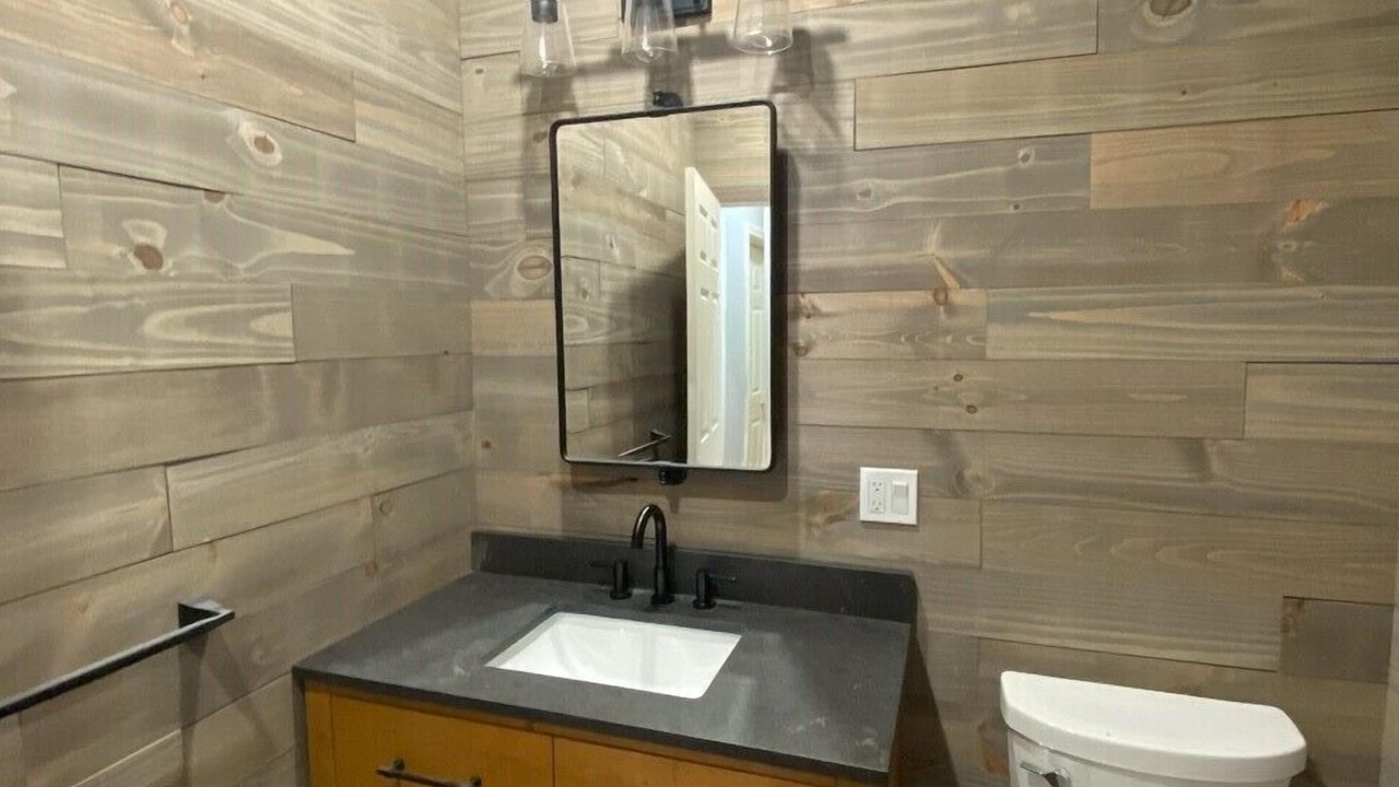 Photo of Bathroom in Romulus