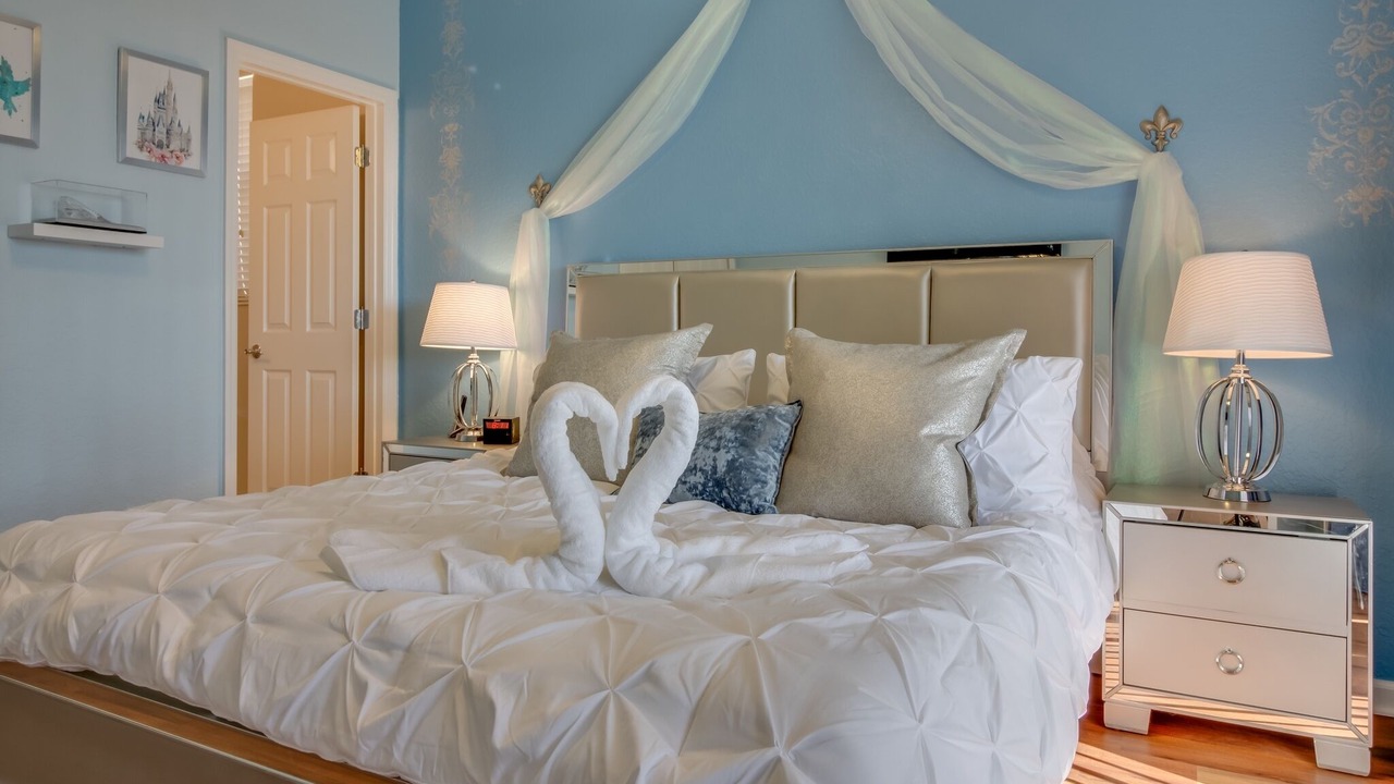 Photo of Bedroom in Windsor Hills