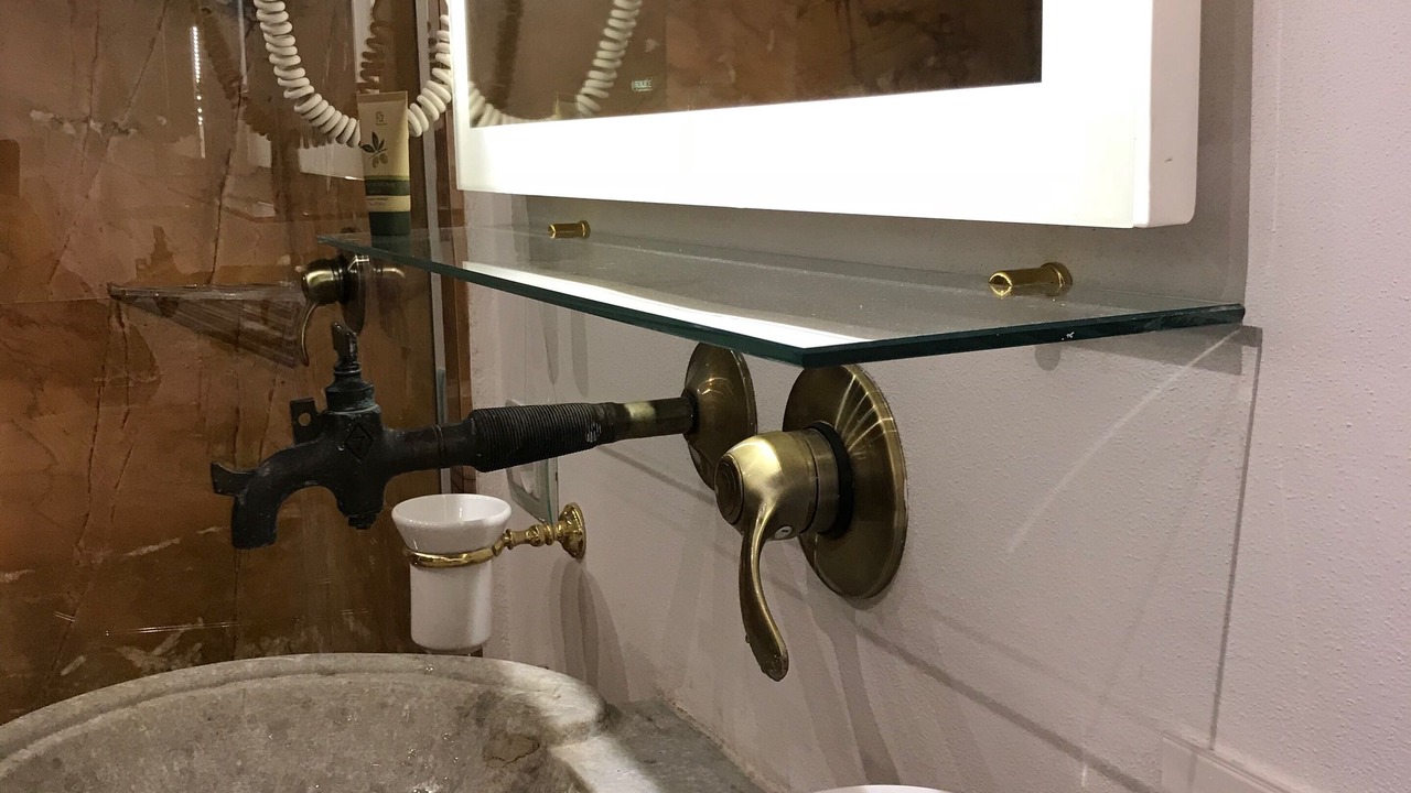 Photo of Bathroom in Navona