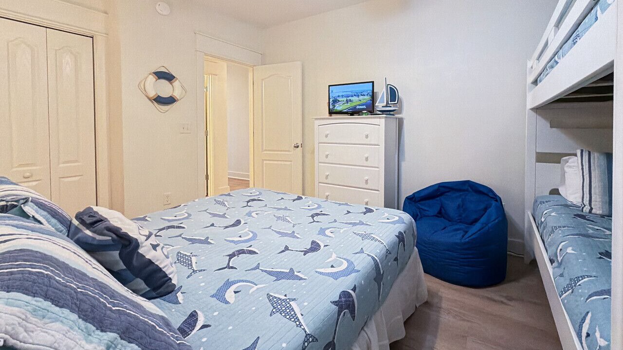 Photo of Bedroom in Seacrest Beach