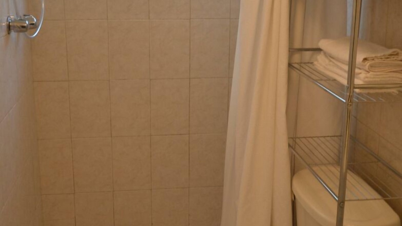 Photo of Bathroom in Coral Way