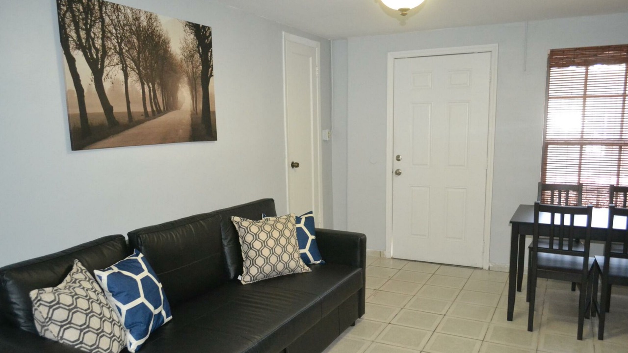 Photo of Livingroom in Coral Way