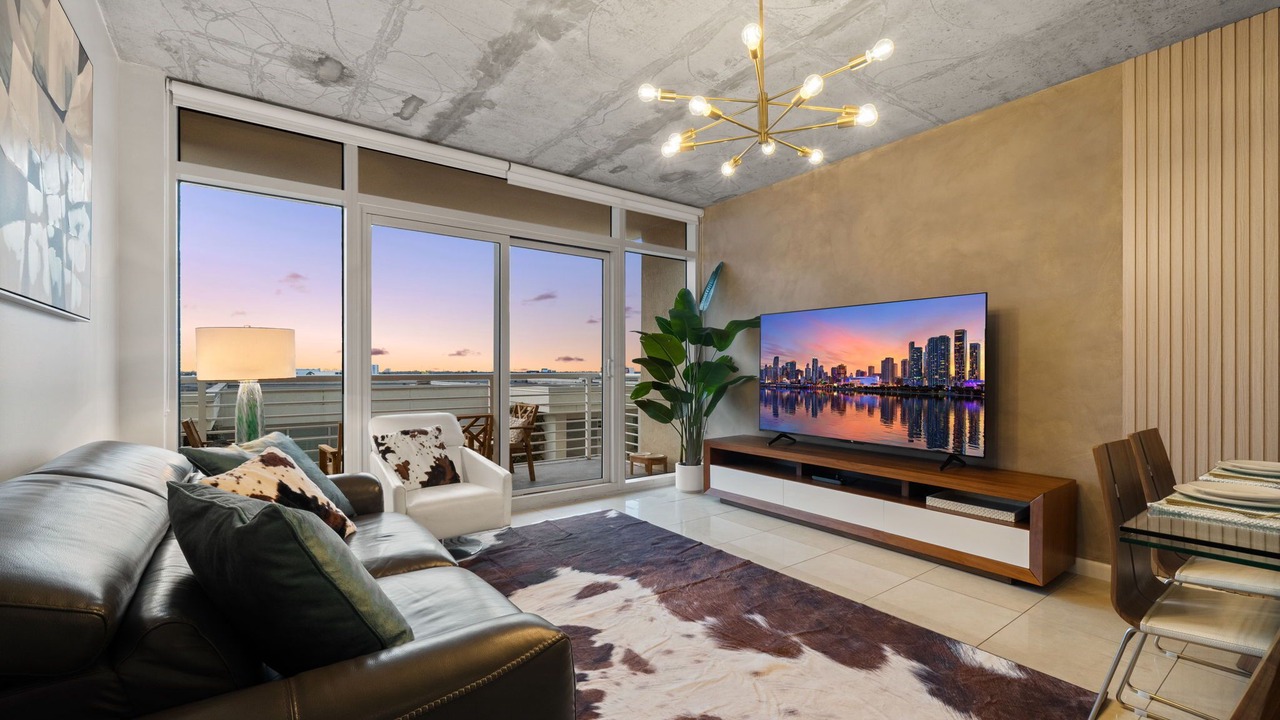 Photo of Livingroom in Midtown