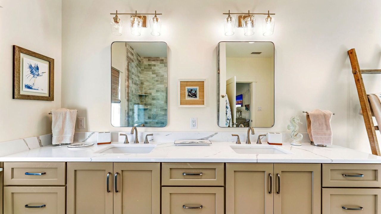 Photo of Bathroom in Seagrass