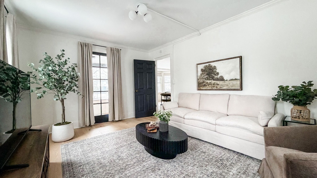 Photo of Livingroom in Pittsford