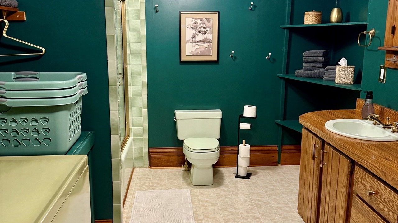 Photo of Bathroom in Ontario City
