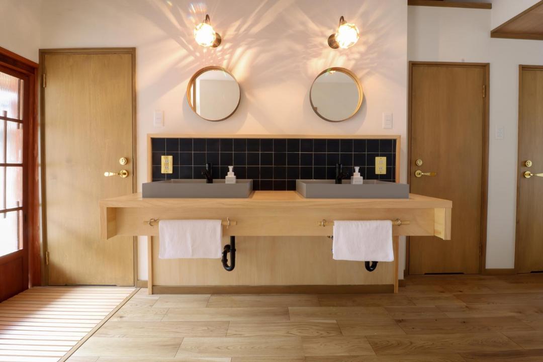 Photo of Others in Usa