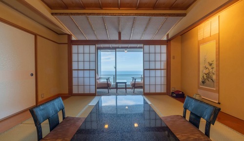 Basic Quadruple Room, Ocean View