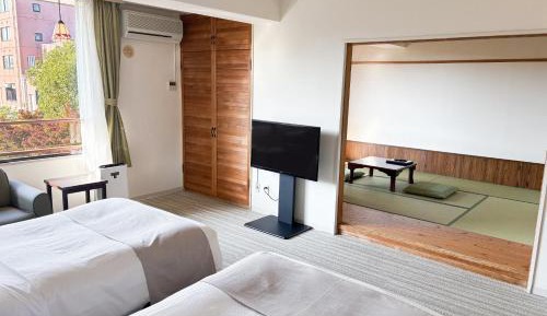 Economy Japanese-Western-Style-Room 47 sqm - Shared Bathroom - Non-Smoking