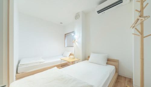 Economy Twin Room