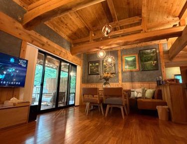One-Bedroom Villa