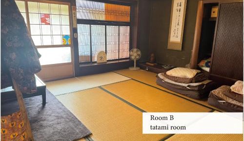 Japanese-Style Room
