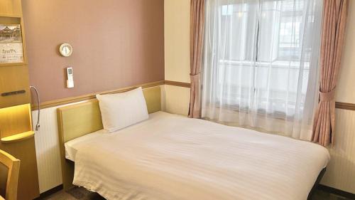 Standard Single Room - Non-Smoking